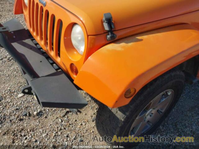 JEEP WRANGLER UNLIMITED SAHARA, 1C4BJWEG1CL263857