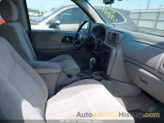 CHEVROLET TRAILBLAZER LT, 1GNDS13S262289434