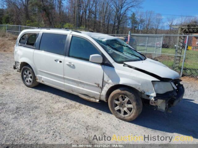 CHRYSLER TOWN & COUNTRY TOURING, 2A8HR54PX8R738119