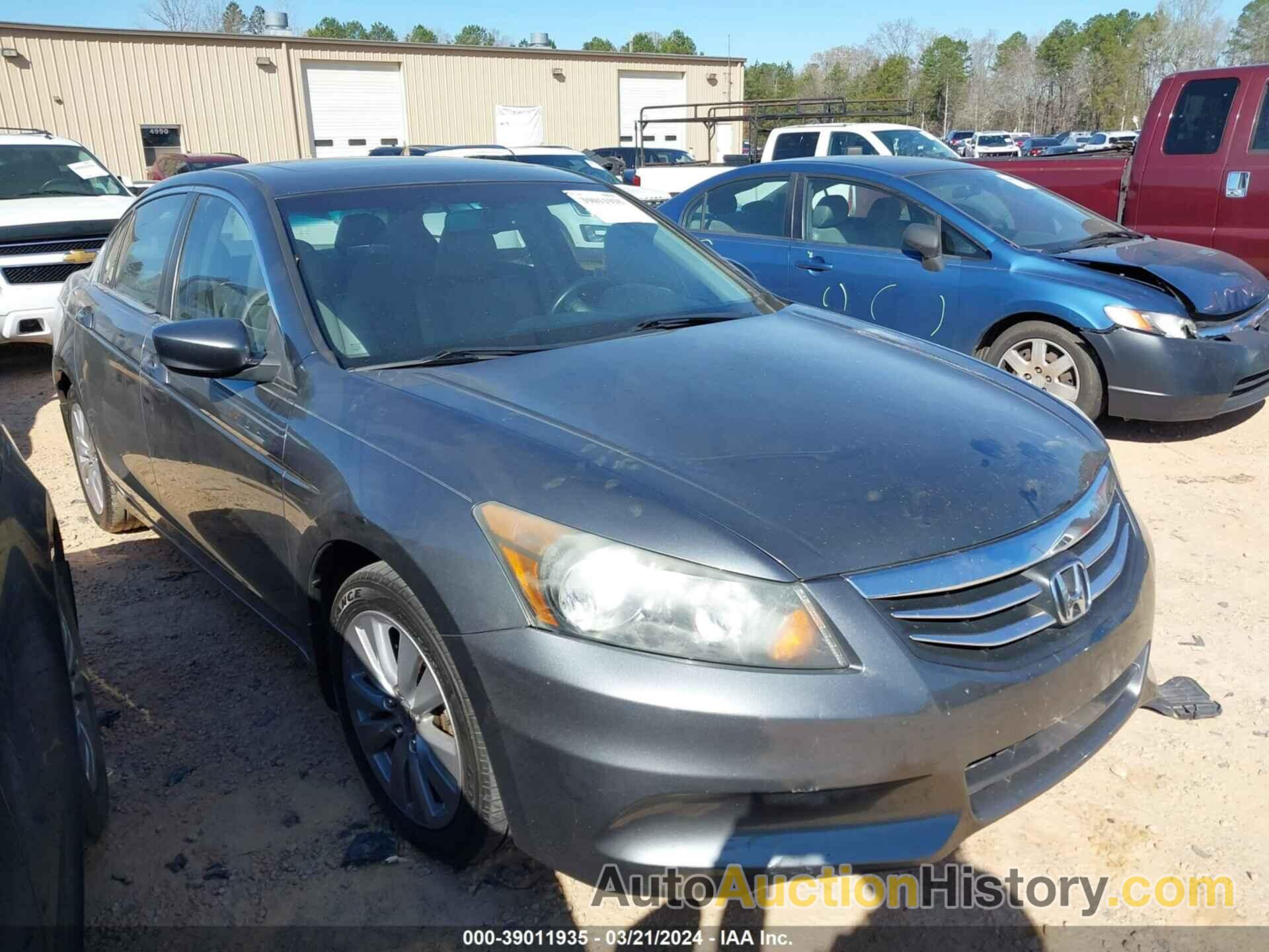 HONDA ACCORD EXL, 1HGCP2F87CA144713