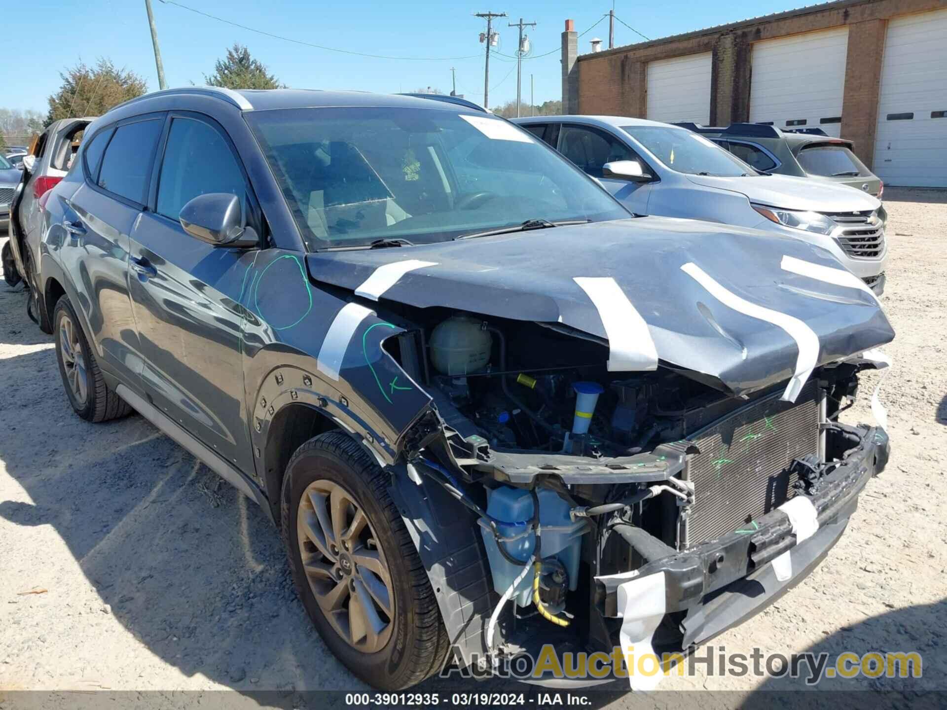 HYUNDAI TUCSON SEL, KM8J33A46JU618833