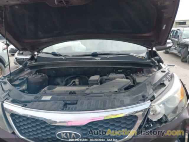 KIA SORENTO EX, 5XYKU3A1XBG073816