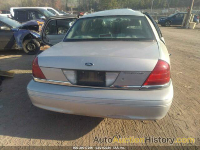 FORD CROWN VICTORIA LX, 2FAFP74W04X130855