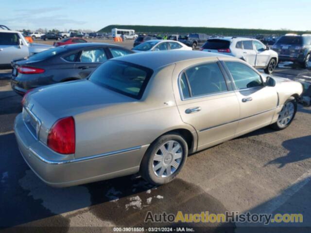 LINCOLN TOWN CAR SIGNATURE LIMITED, 1LNHM82W35Y659492