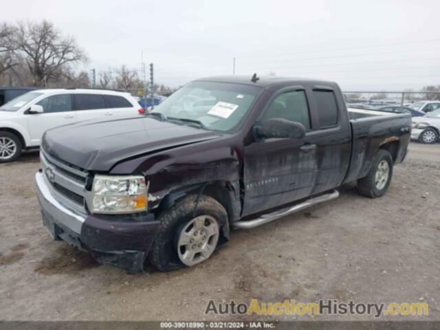 CHEVROLET SILVERADO 1500 LT1, 1GCEK19J28Z112095