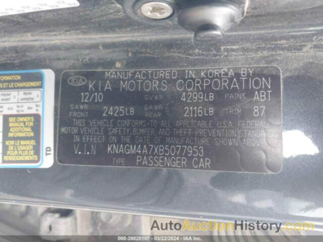 KIA OPTIMA LX, KNAGM4A7XB5077953