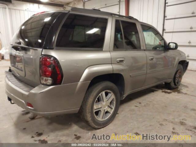 CHEVROLET TRAILBLAZER LT, 1GNDT13S872168339