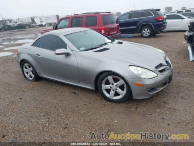 MERCEDES-BENZ SLK 280, WDBWK54F27F142663