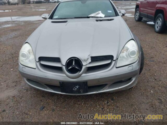 MERCEDES-BENZ SLK 280, WDBWK54F27F142663