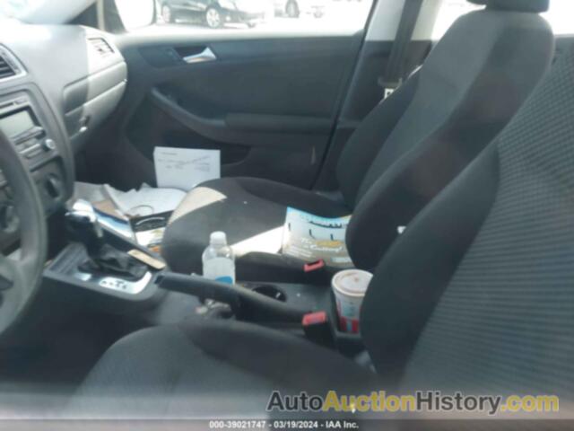 VOLKSWAGEN JETTA 2.0L S, 3VW2K7AJ9CM388850