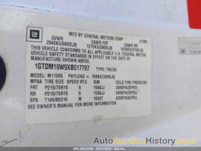 GMC SAFARI STANDARD, 1GTDM19W9XB517797