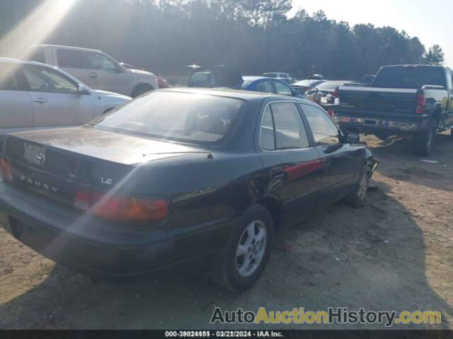 TOYOTA CAMRY LE, JT2SK12E0S0328015