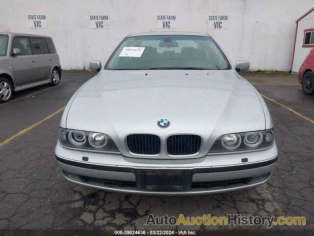 BMW 528IA, WBADM634XYGU27001