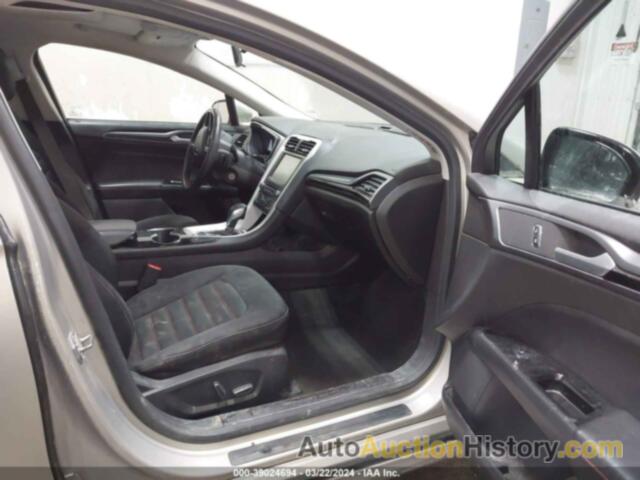 FORD FUSION SE, 3FA6P0T92GR173986