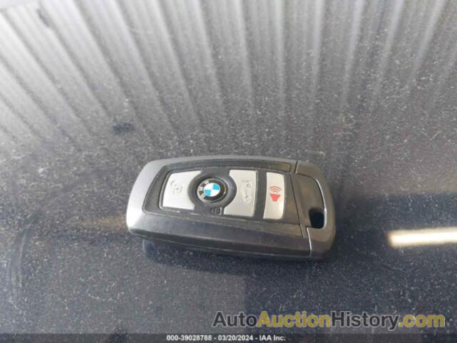 BMW 320I, WBA8E1G52GNT37520