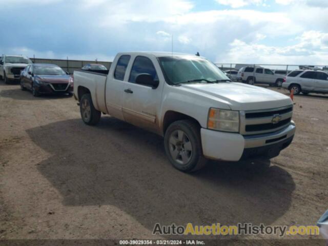 CHEVROLET SILVERADO C1500  LS, 1GCRCREA7BZ368758