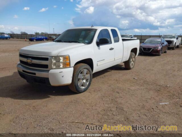 CHEVROLET SILVERADO C1500  LS, 1GCRCREA7BZ368758