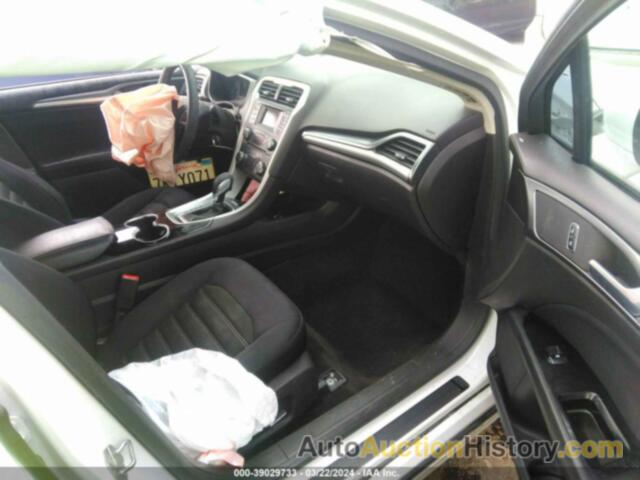 FORD FUSION SE, 3FA6P0H75FR160896