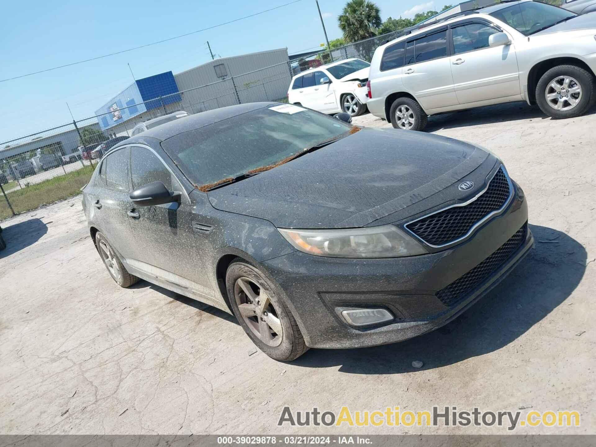 KIA OPTIMA LX, 5XXGM4A71EG332413