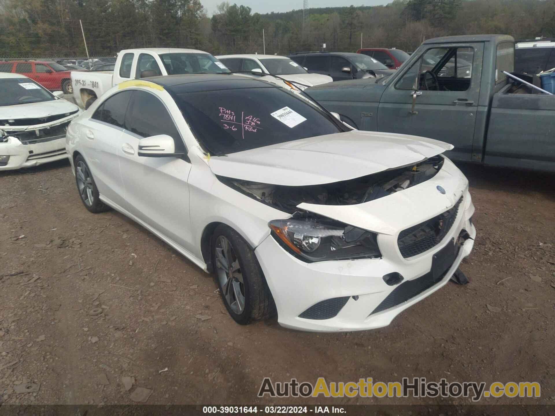 MERCEDES-BENZ CLA 250, WDDSJ4EB8EN034808