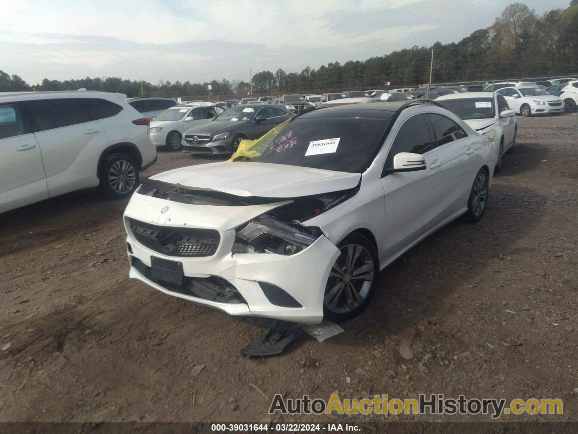 MERCEDES-BENZ CLA 250, WDDSJ4EB8EN034808