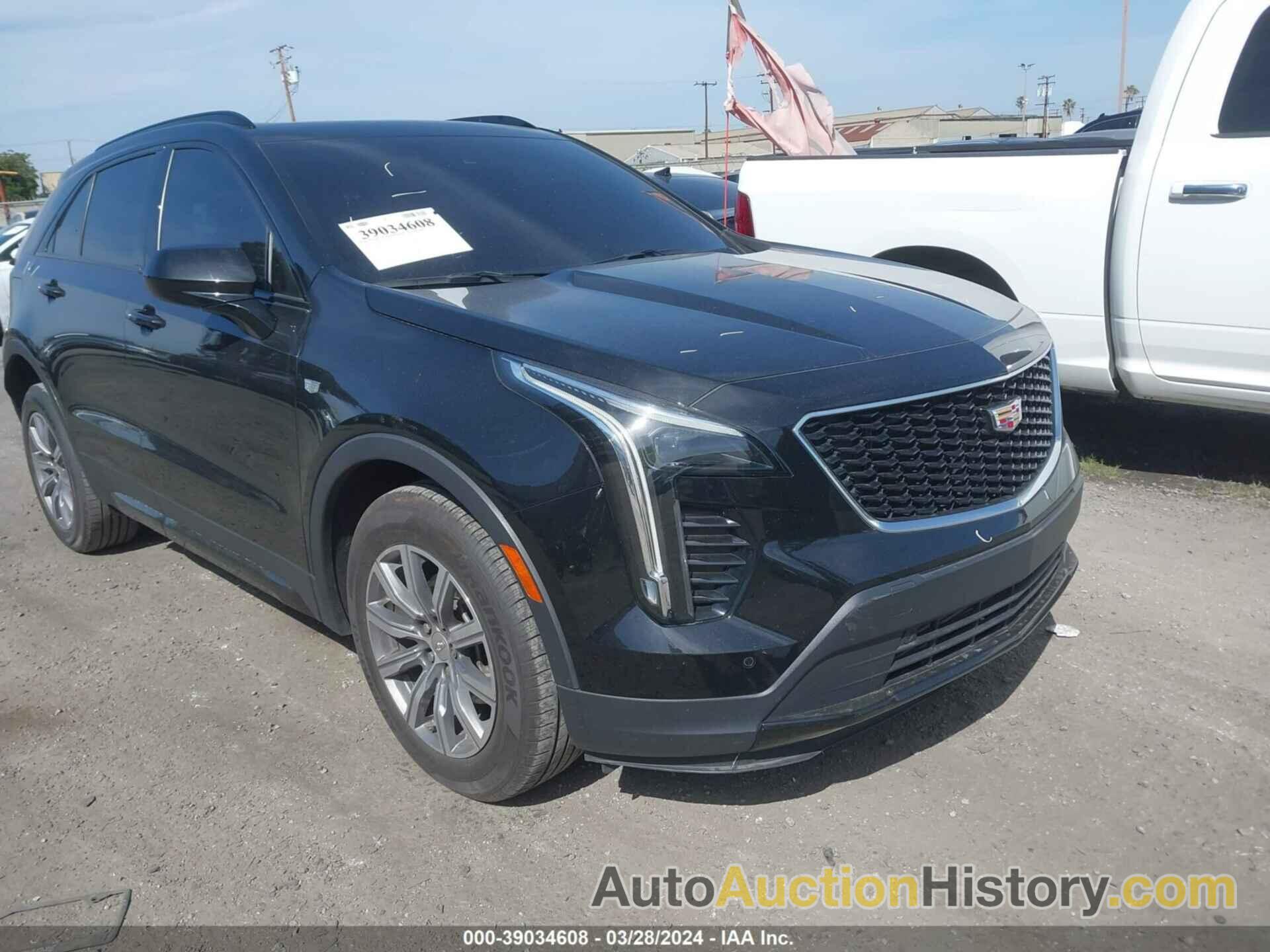 CADILLAC XT4 FWD SPORT, 1GYFZER46LF131917