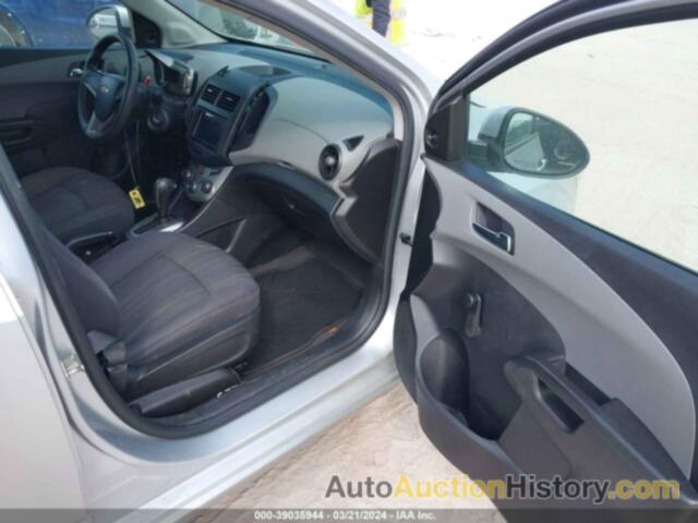 CHEVROLET SONIC LS AUTO, 1G1JA5SH0E4117071