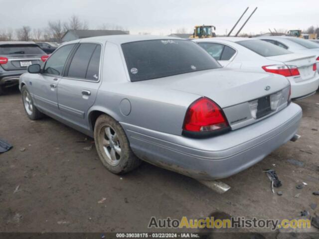 FORD CROWN VICTORIA LX, 2FAFP74W32X100150