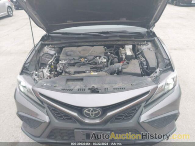 TOYOTA CAMRY SE, 4T1G11AK0NU009889