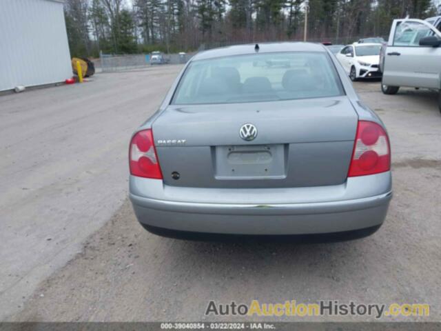 VOLKSWAGEN PASSAT GL, WVWMD63B95E007531