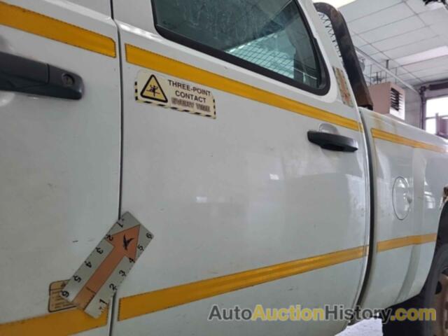 CHEVROLET SILVERADO K2500 HEAVY DUTY, 1GC1KVCG5BF242450