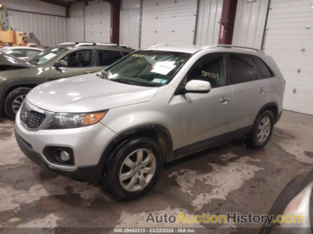 KIA SORENTO LX, 5XYKTCA60CG262975