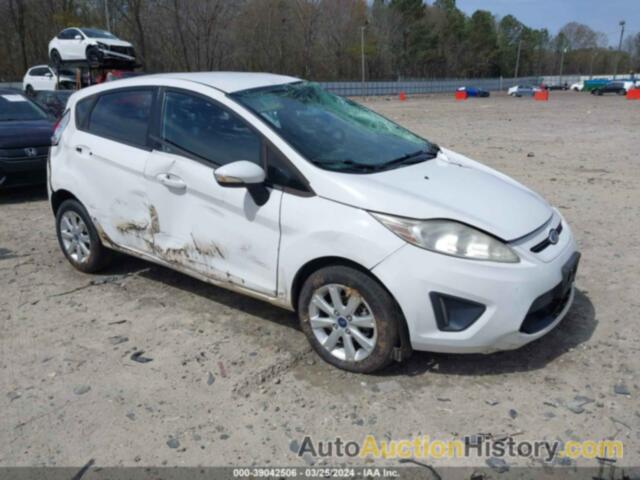 FORD FIESTA SE, 3FADP4EJ5DM117832