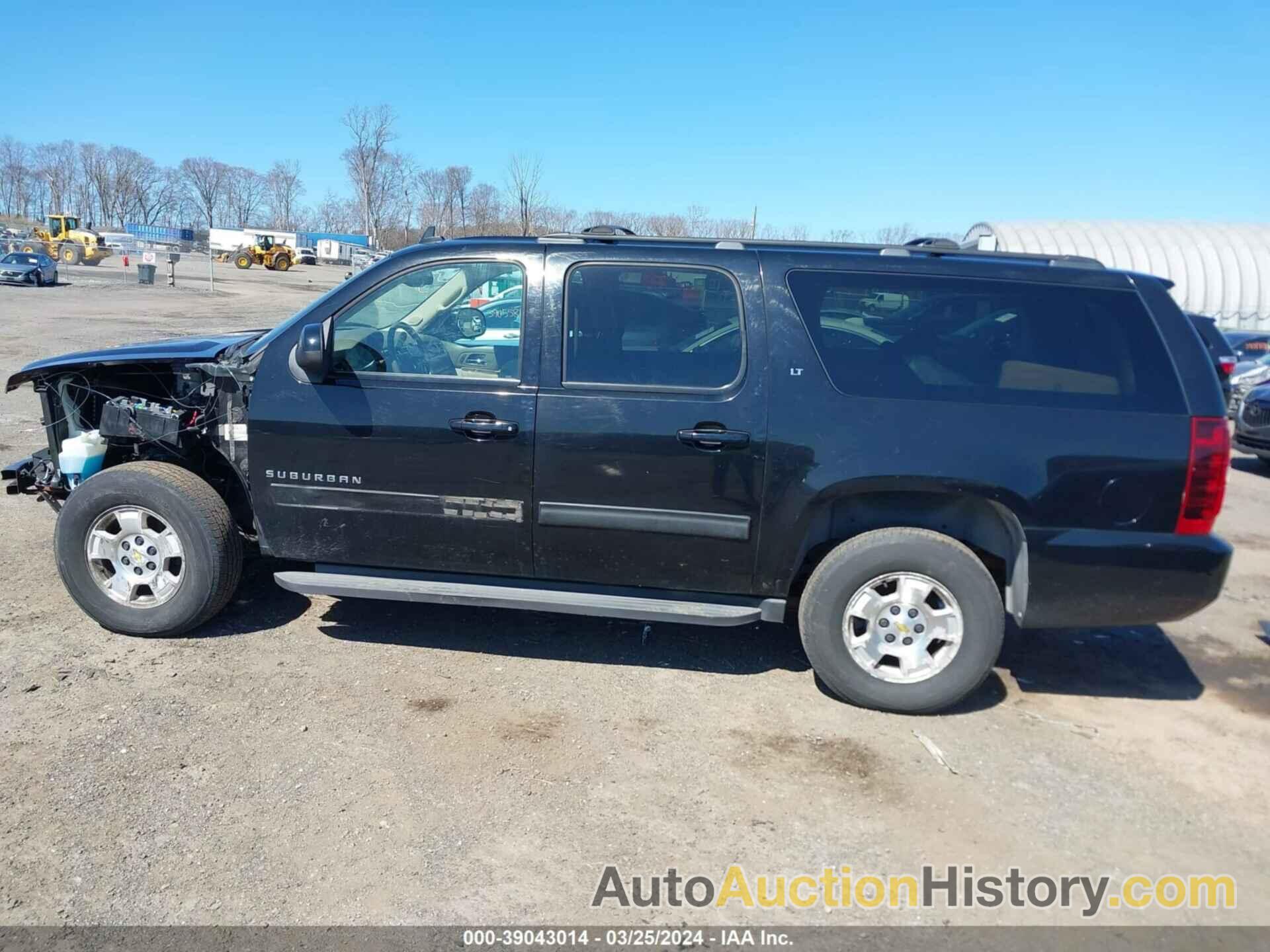 CHEVROLET SUBURBAN 1500 LT1, 1GNSKJE35BR337118