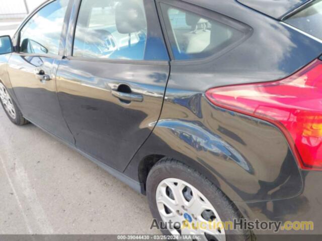 FORD FOCUS SE, 1FAHP3K27CL146094