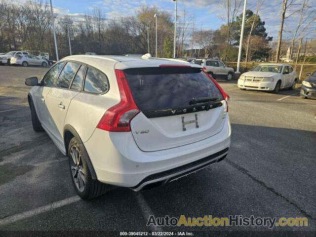 VOLVO V60 CROSS COUNTRY, YV4612HM5F1001879