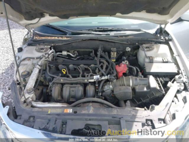 FORD FUSION SE, 3SAHP0HA1AR219147