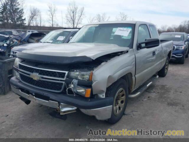 CHEVROLET SILVERADO 1500 LS, 1GCEC19V06Z287734