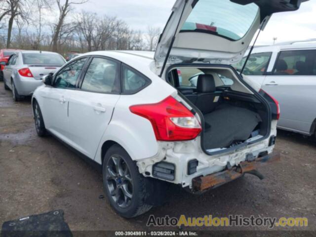 FORD FOCUS SE, 1FADP3K24EL256179