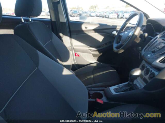 FORD FOCUS SE, 1FADP3F26EL120968