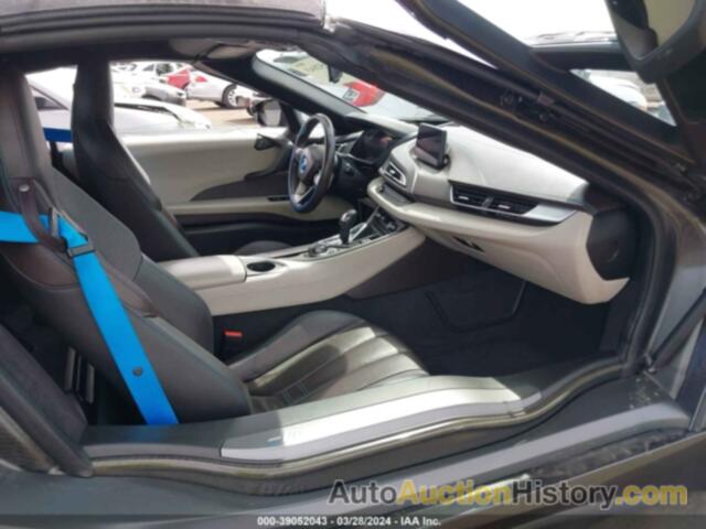 BMW I8, WBY2Z6C53KVG97888