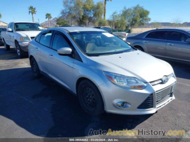 FORD FOCUS SE, 1FAHP3F25CL247953