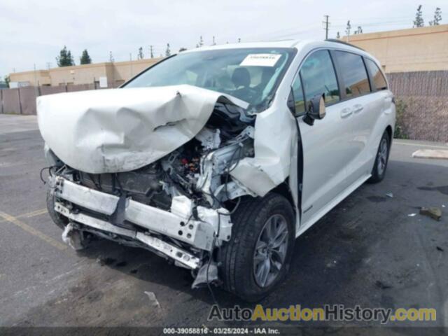 TOYOTA SIENNA XLE, 5TDYRKEC9MS026185