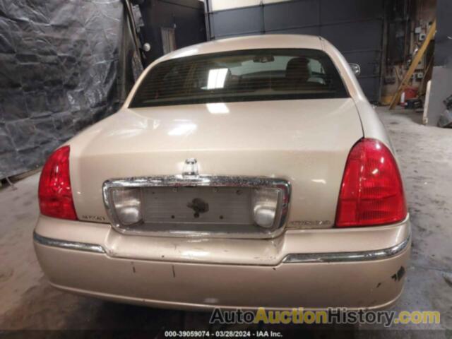 LINCOLN TOWN CAR SIGNATURE LIMITED, 2LNBL8CV0AX752446