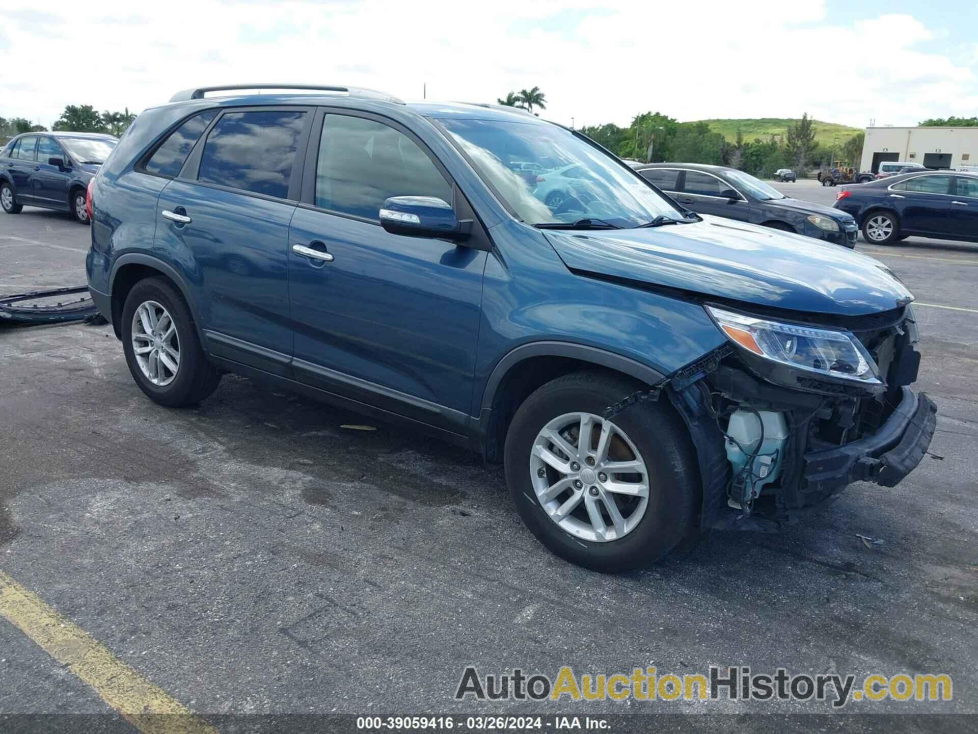 KIA SORENTO LX, 5XYKT3A63EG549861