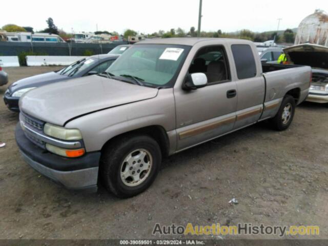 CHEVROLET SILVERADO 1500 LS, 2GCEC19V721326418