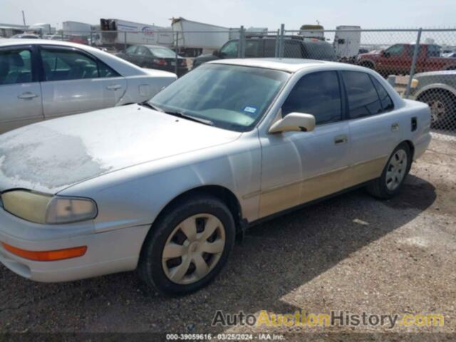 TOYOTA CAMRY LE, 4T1GK12E0RU046999