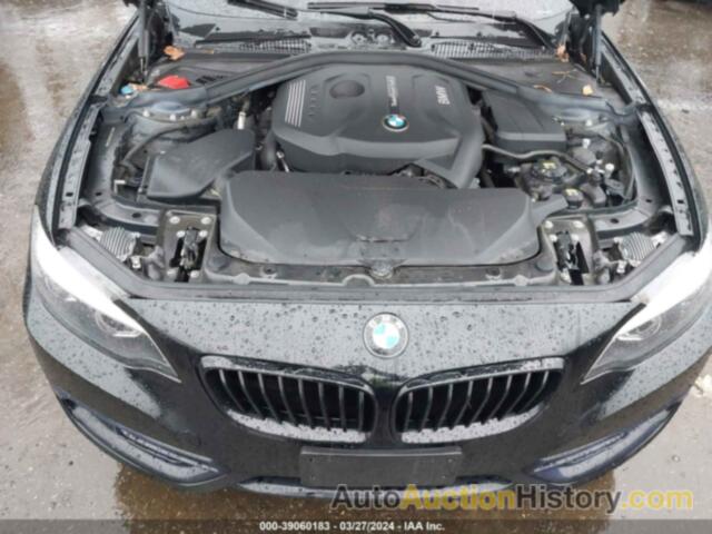 BMW 230XI, WBA2J3C51JVA52384