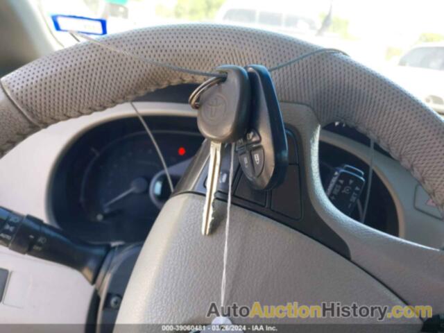 TOYOTA SIENNA XLE V6 8 PASSENGER, 5TDYK3DC9DS377075