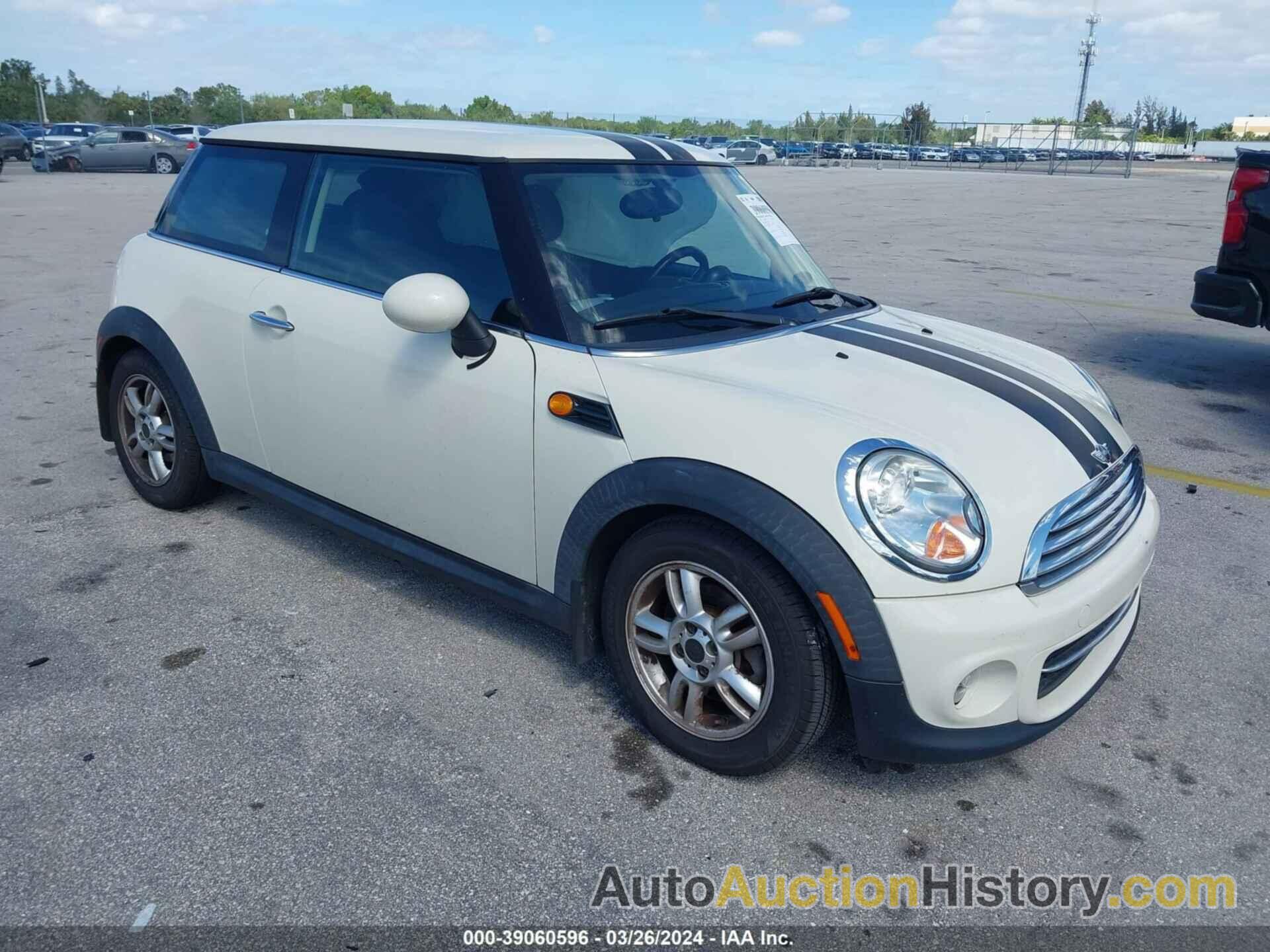 MINI COOPER, WMWSU3C51CT540284